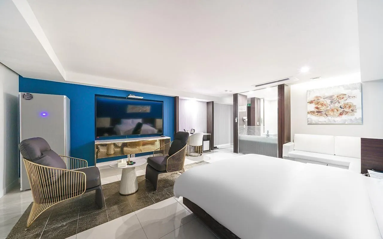***  Incheon Airport Hotel The One South Korea