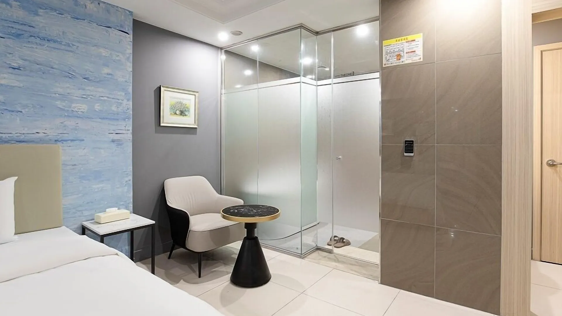 ***  Incheon Airport Hotel The One South Korea