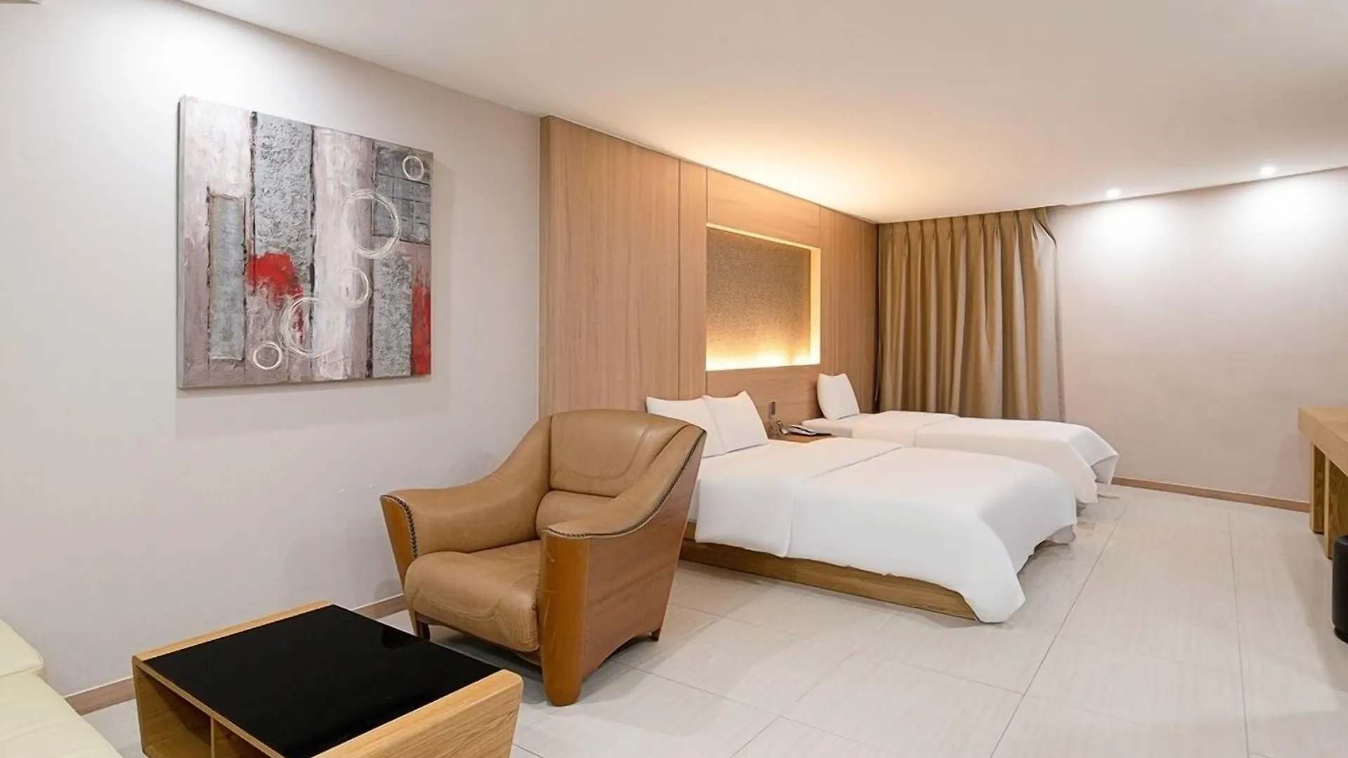 Incheon Airport Hotel The One