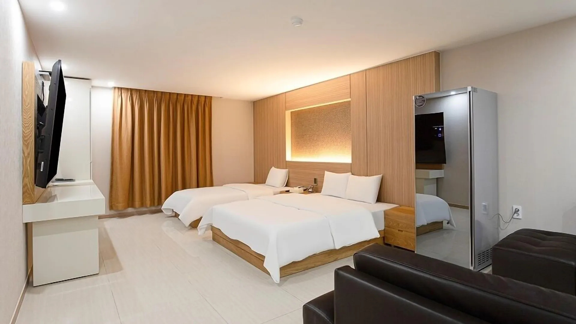 Incheon Airport Hotel The One