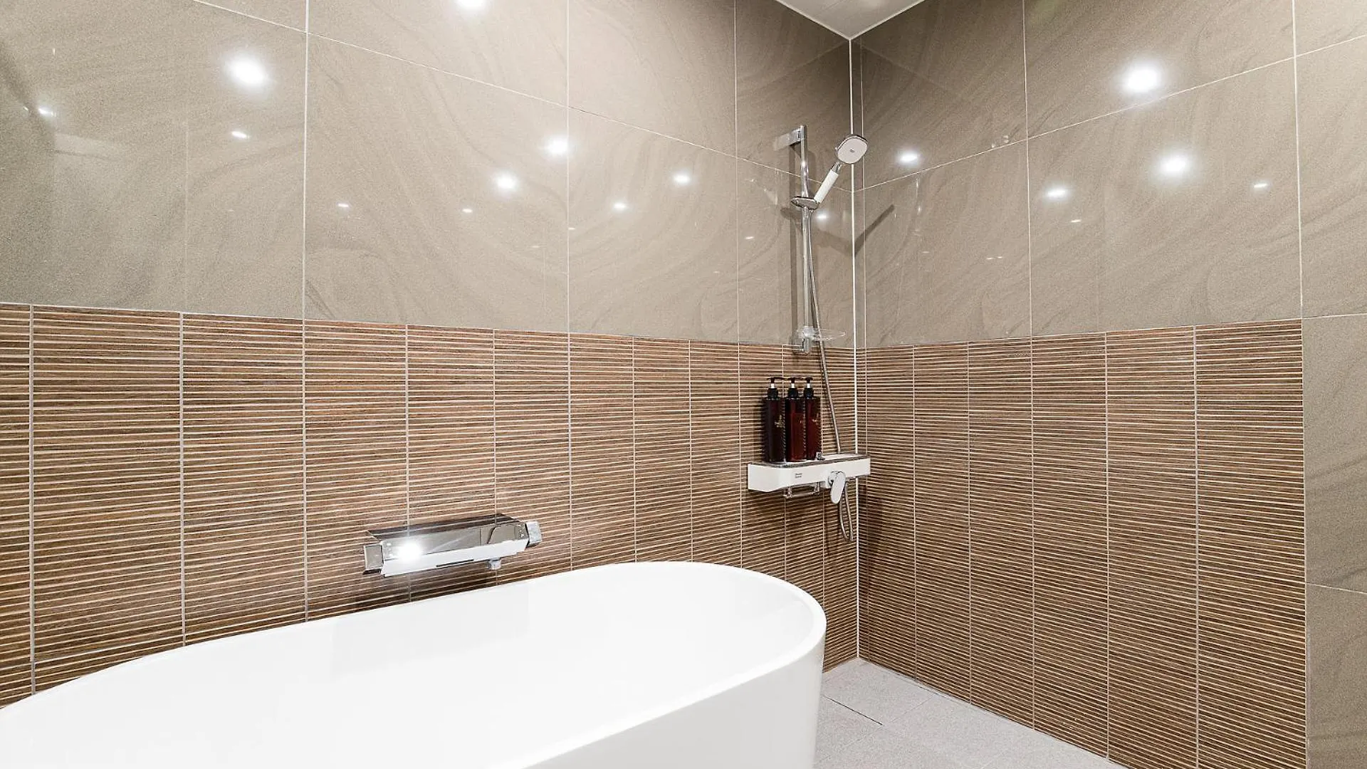 ***  Incheon Airport Hotel The One Korsel