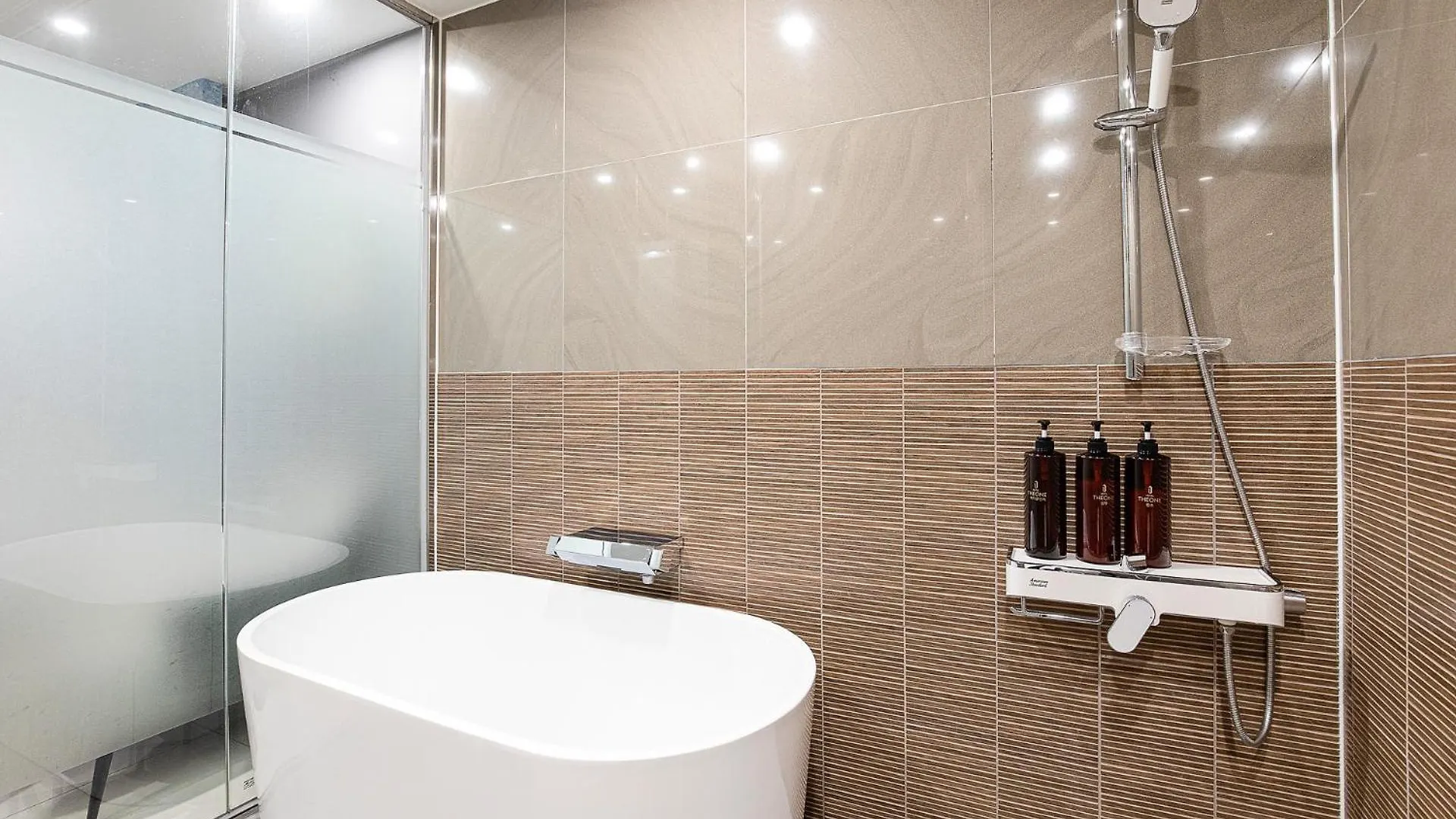 ***  Incheon Airport Hotel The One Korsel