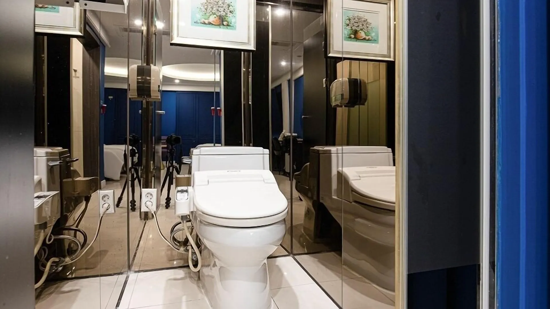 Incheon Airport Hotel The One 3*,